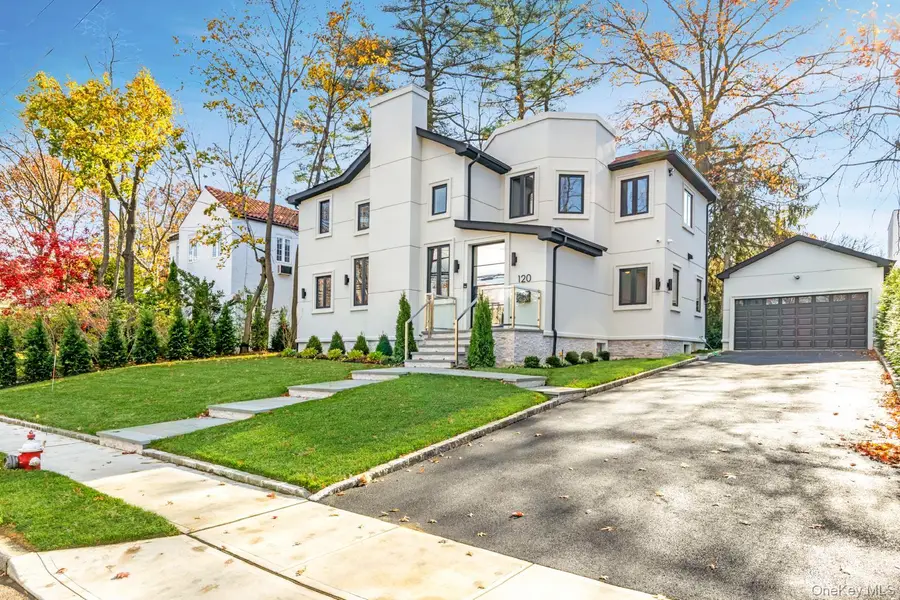 120 Baker Hill Road, Great Neck, NY 11023 - #2