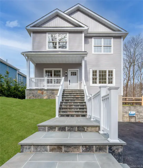 16 Stephens Lane, Valhalla, NY 10595