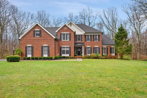 31 Split Rock Road, Pound Ridge, NY 10576