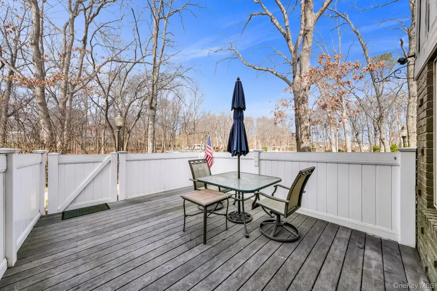 8 Birchwood Road, Medford, NY 11763 - #3