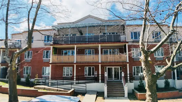 6434 Grand Central Parkway #3D, Forest Hills, NY 11375