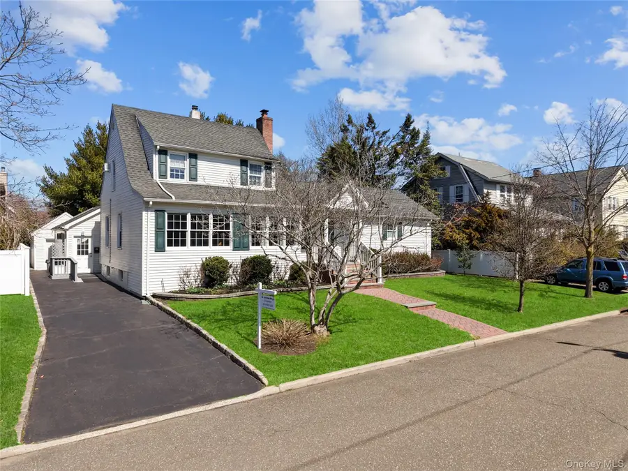 122 Palmyra Avenue, Woodmere, NY 11598 - #2