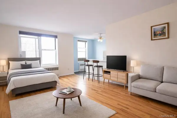 6815 Selfridge Street #6D, Forest Hills, NY 11375