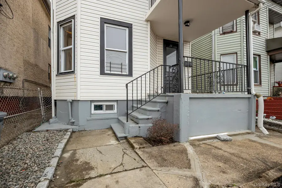 13 Beach Street, Mount Vernon, NY 10550 - #3