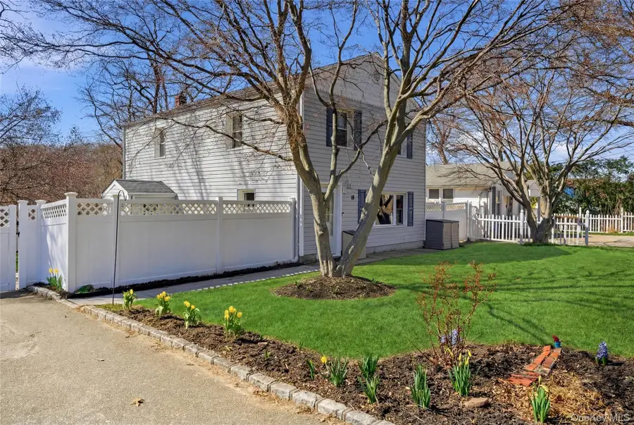 18 Shelter Drive, Sound Beach, NY 11789 - #3