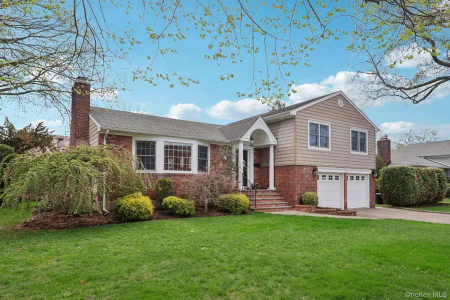 137 Weyford Terrace, Garden City, NY 11530 - #2