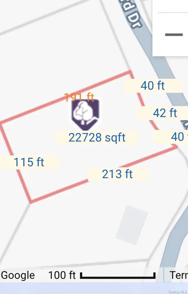 33 Hubbard Drive, Brewster, NY 10509