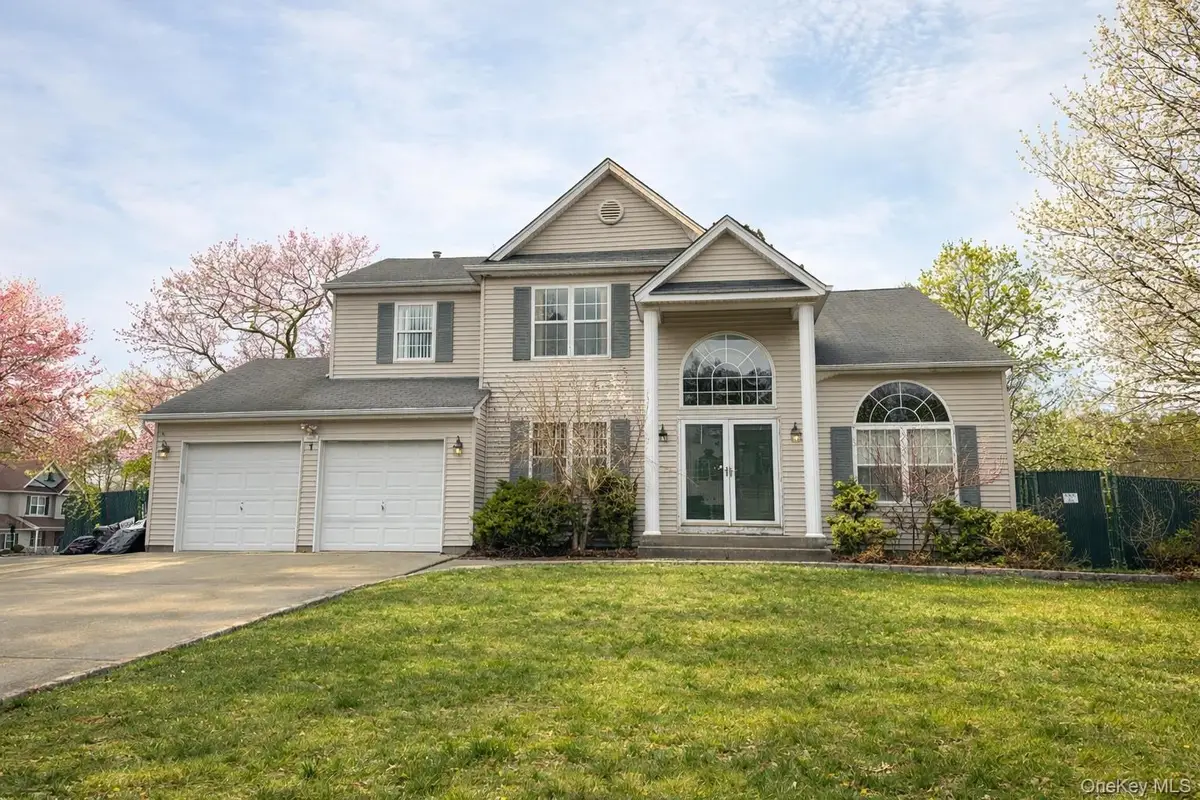 1 Daylilly Court, Middle Island, NY 11953 - #1