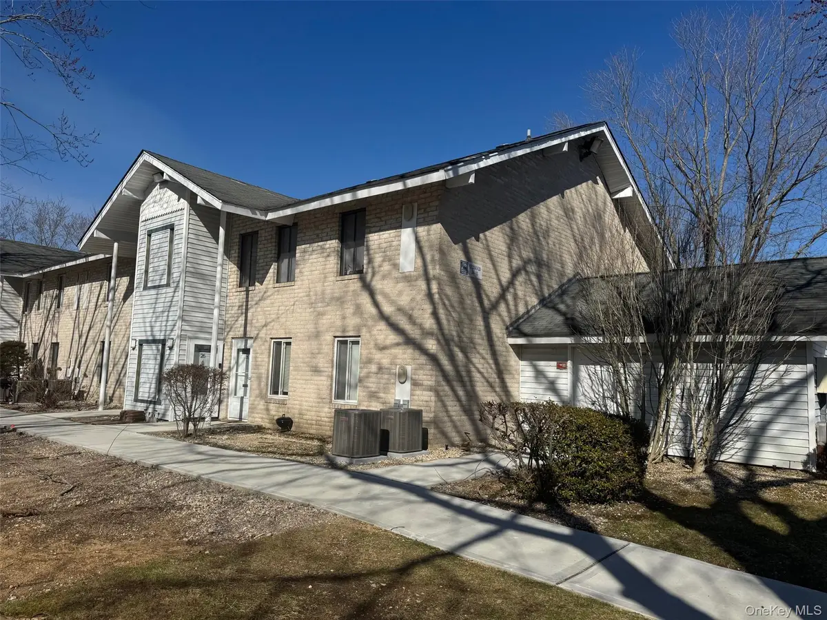 26 Redwood Court #R26, Coram, NY 11727 - #1