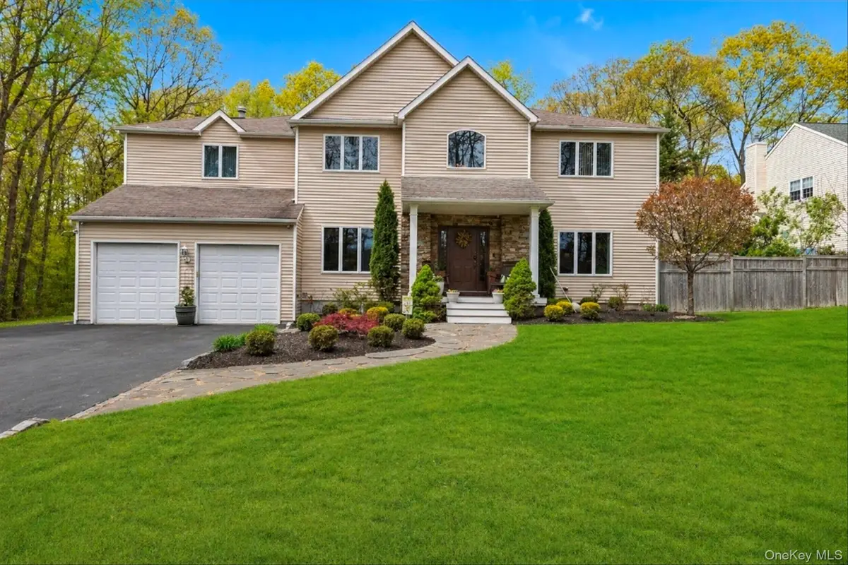 263 Old Commack Road, Kings Park, NY 11754 - #1
