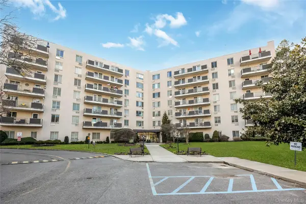 135 Post Avenue #1O, Westbury, NY 11590