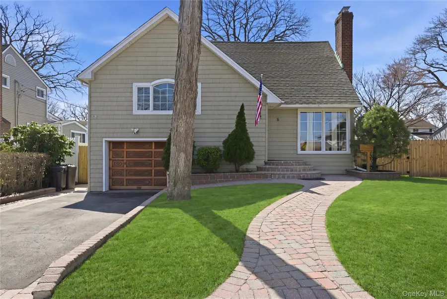 5 Hawthorne Avenue, Merrick, NY 11566 - #3