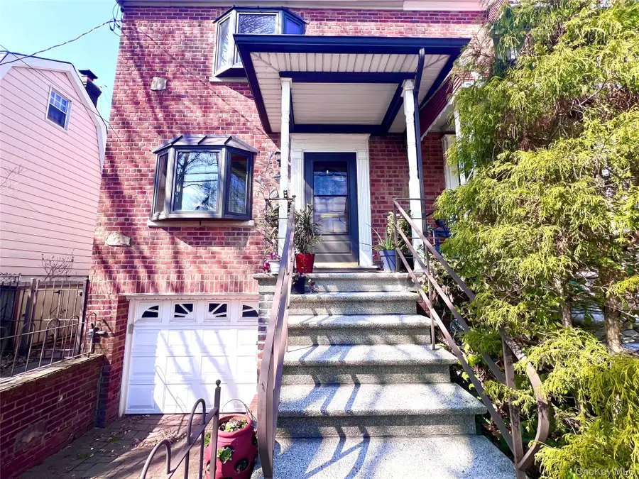 2561 Eastchester Road, Bronx, NY 10469 - #2