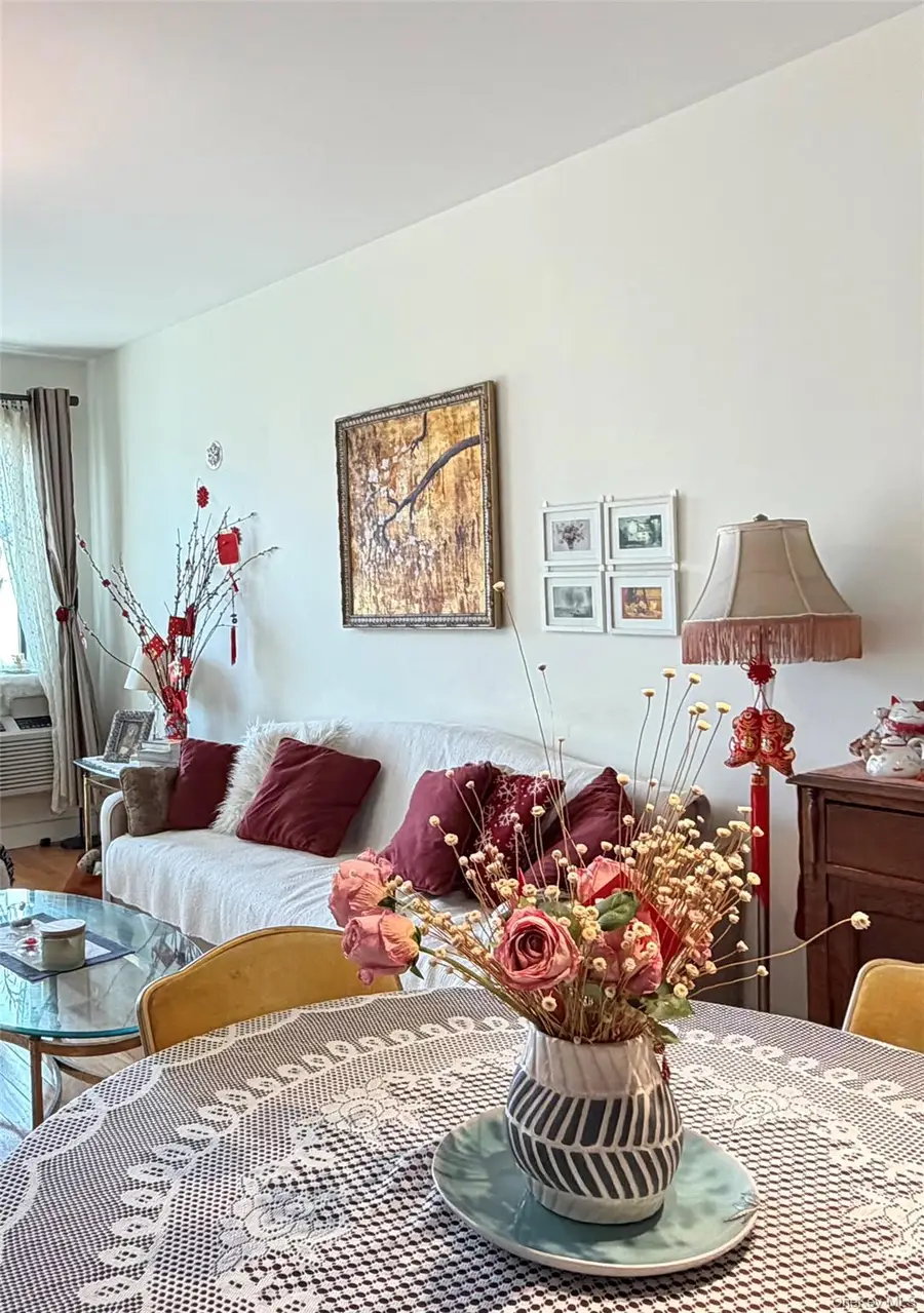 31-35 31st Street #516, Astoria, NY 11106 - #2