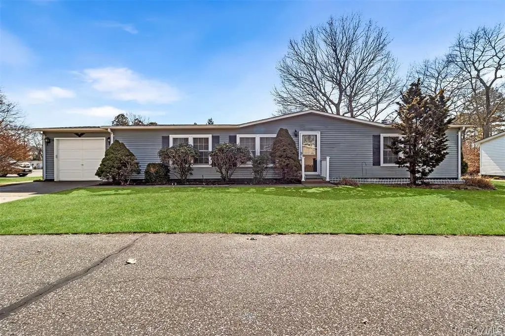 1407 Middle Road #91, Calverton, NY 11933 - #1