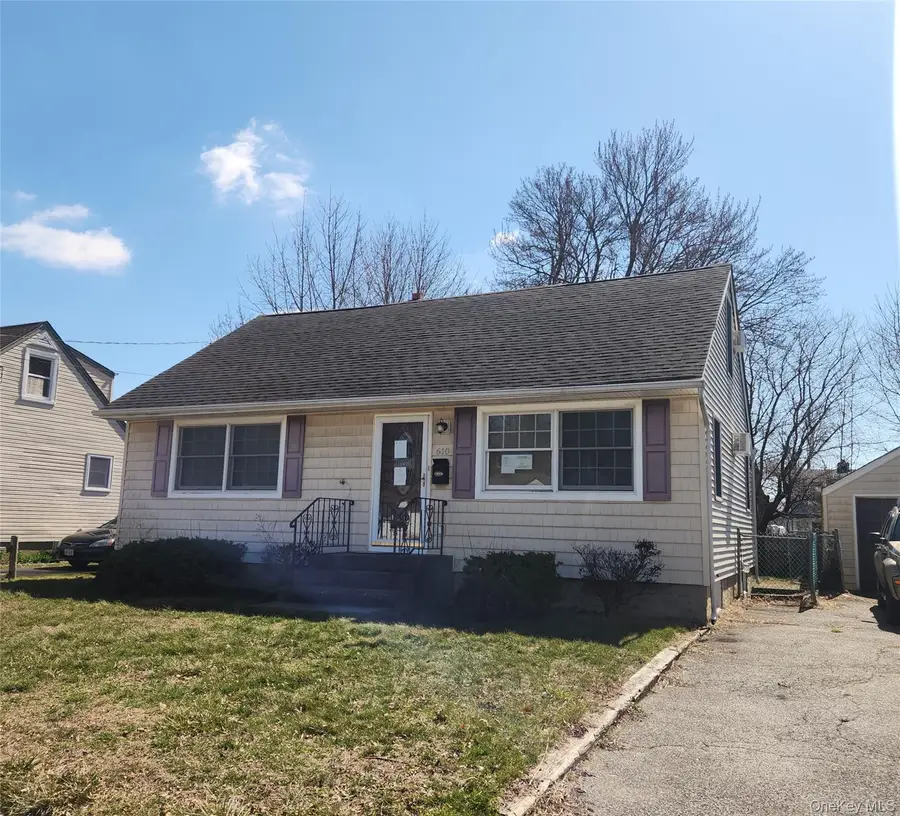 610 Bermuda Road, West Babylon, NY 11704 - #2
