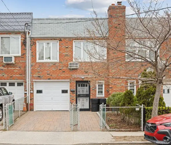 6923 66th Drive, Middle Village, NY 11379