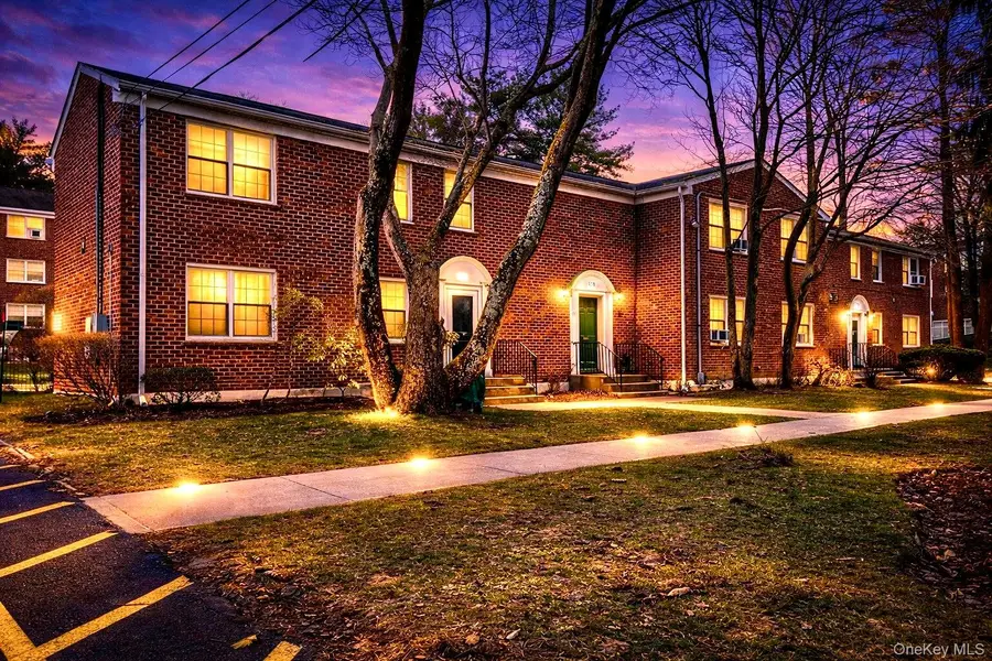 15 Fieldstone Drive #143, Hartsdale, NY 10530 - #2