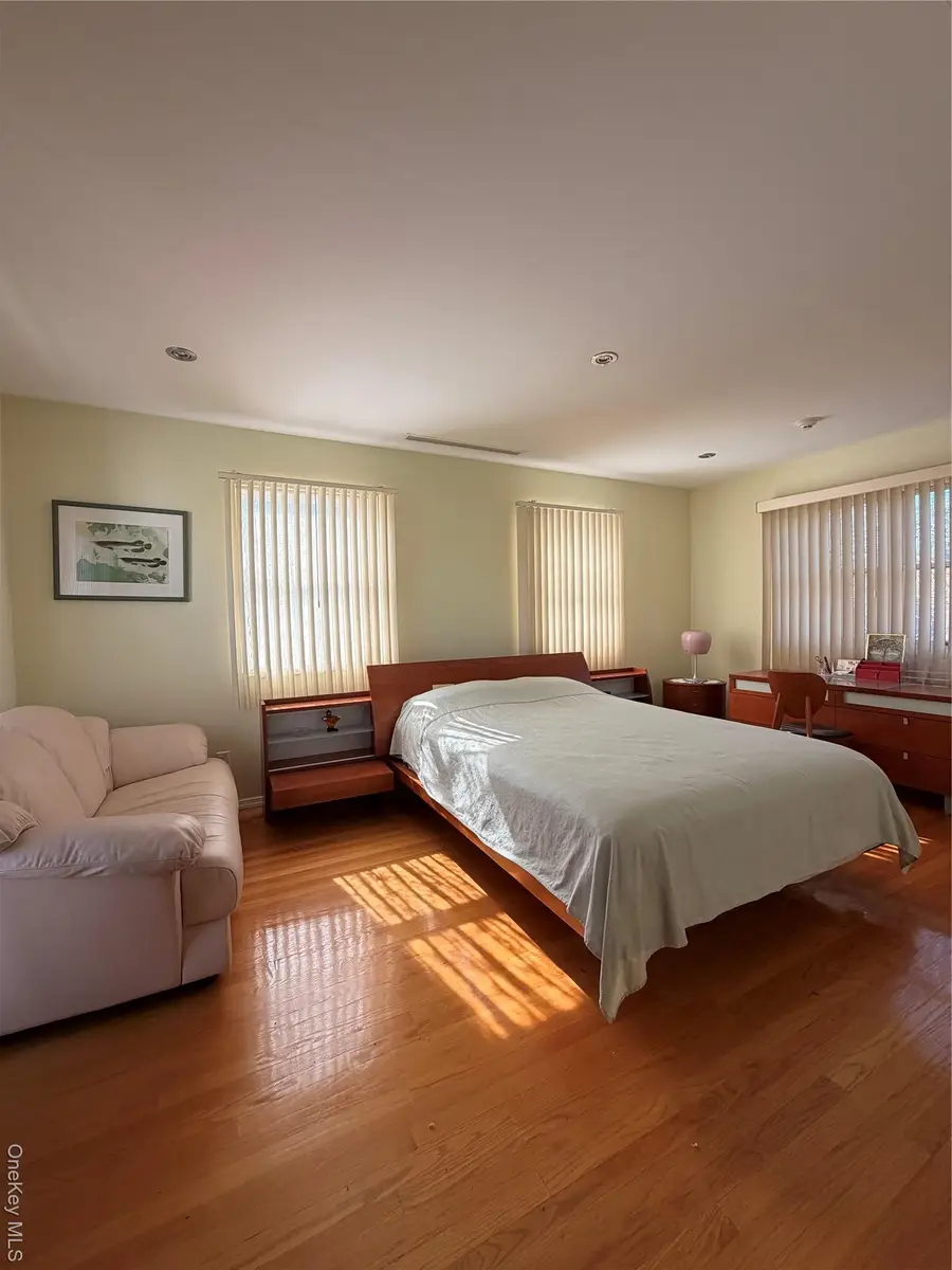 3 Ascot Ridge, Great Neck, NY 11021 - #3