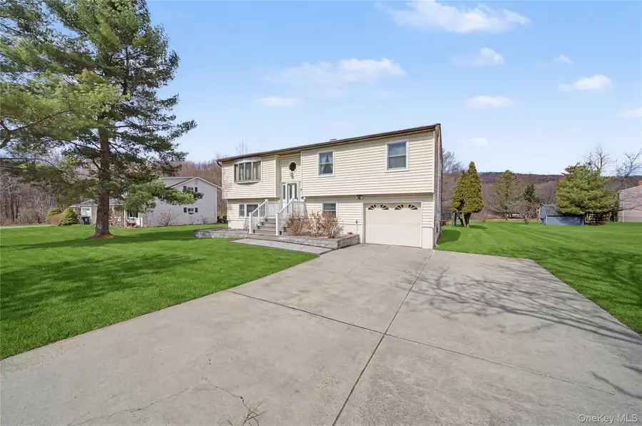 6 Adams Court, Monroe, NY 10950 - #3