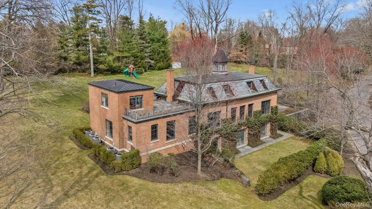 217 Sands Point Road, Sands Point, NY 11050 - #1