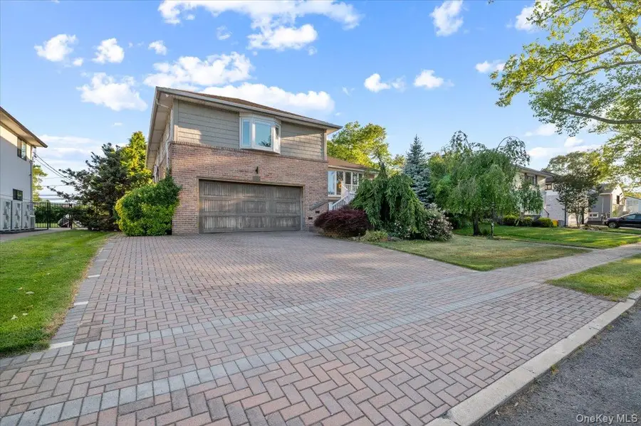 1055 Lawrence Court, Valley Stream, NY 11581 - #2