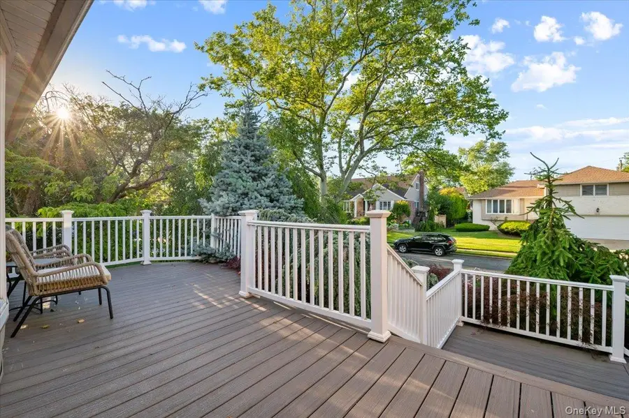 1055 Lawrence Court, Valley Stream, NY 11581 - #3