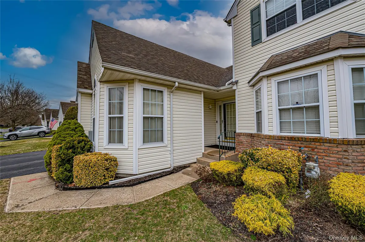 2807 Eve Ann Drive, Port Jefferson Station, NY 11776 - #1