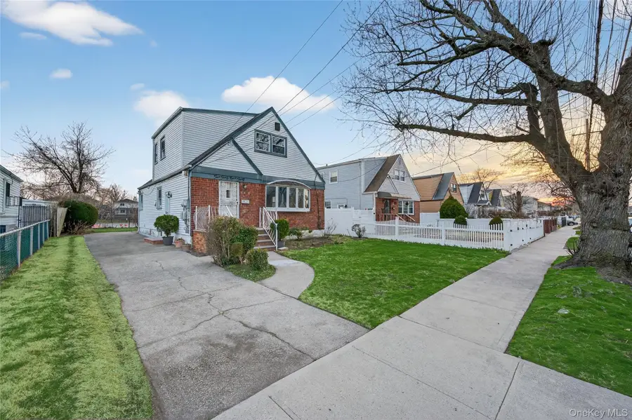 24930 147th Road, Rosedale, NY 11422 - #2