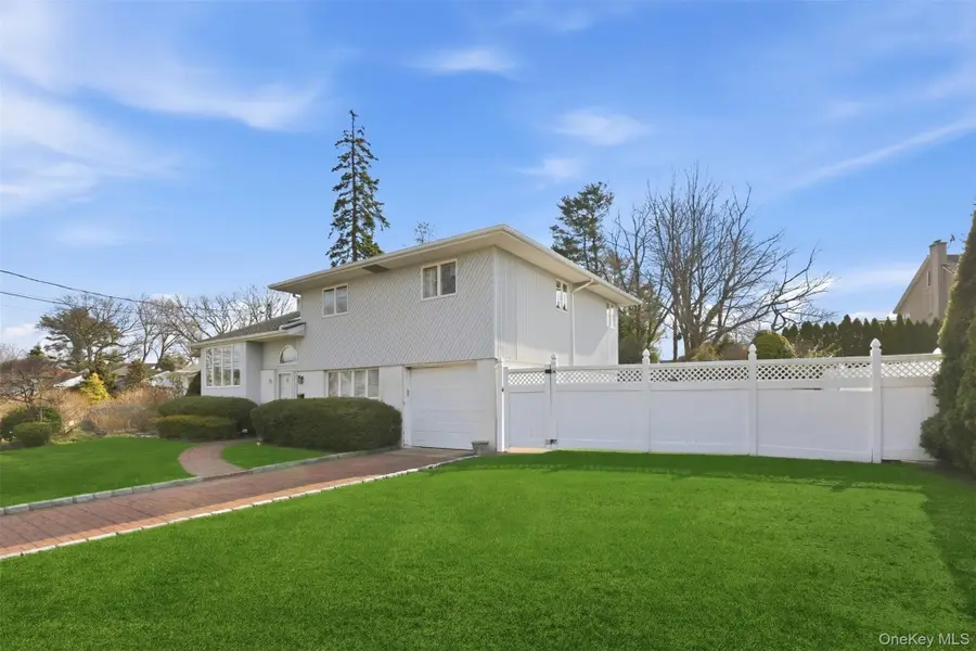 15 5th Place, Syosset, NY 11791 - #2