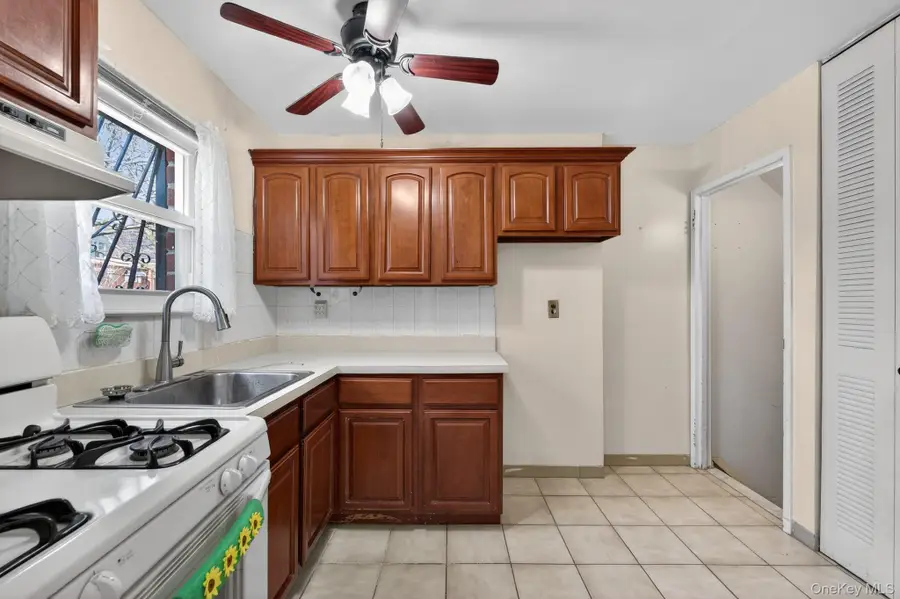 625 Sackman Street, Brooklyn, NY 11212 - #3