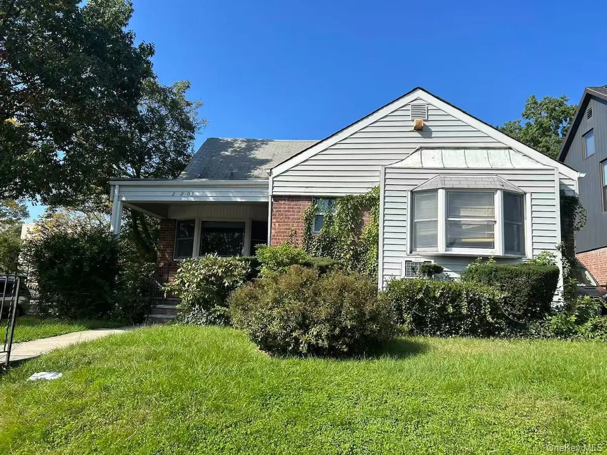 202-03 56 Avenue, Bayside, NY 11364 - #1