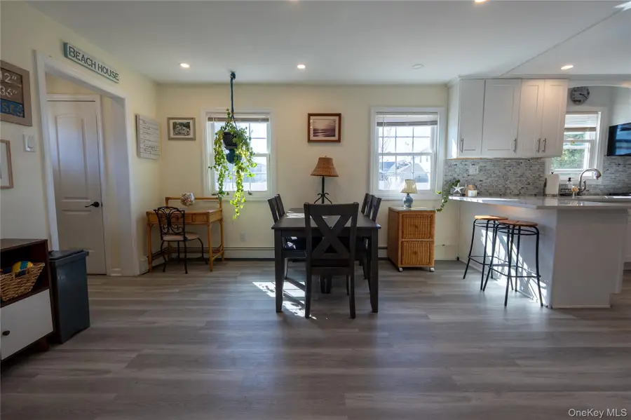 27 E Lincoln Avenue, Massapequa, NY 11758 - #2