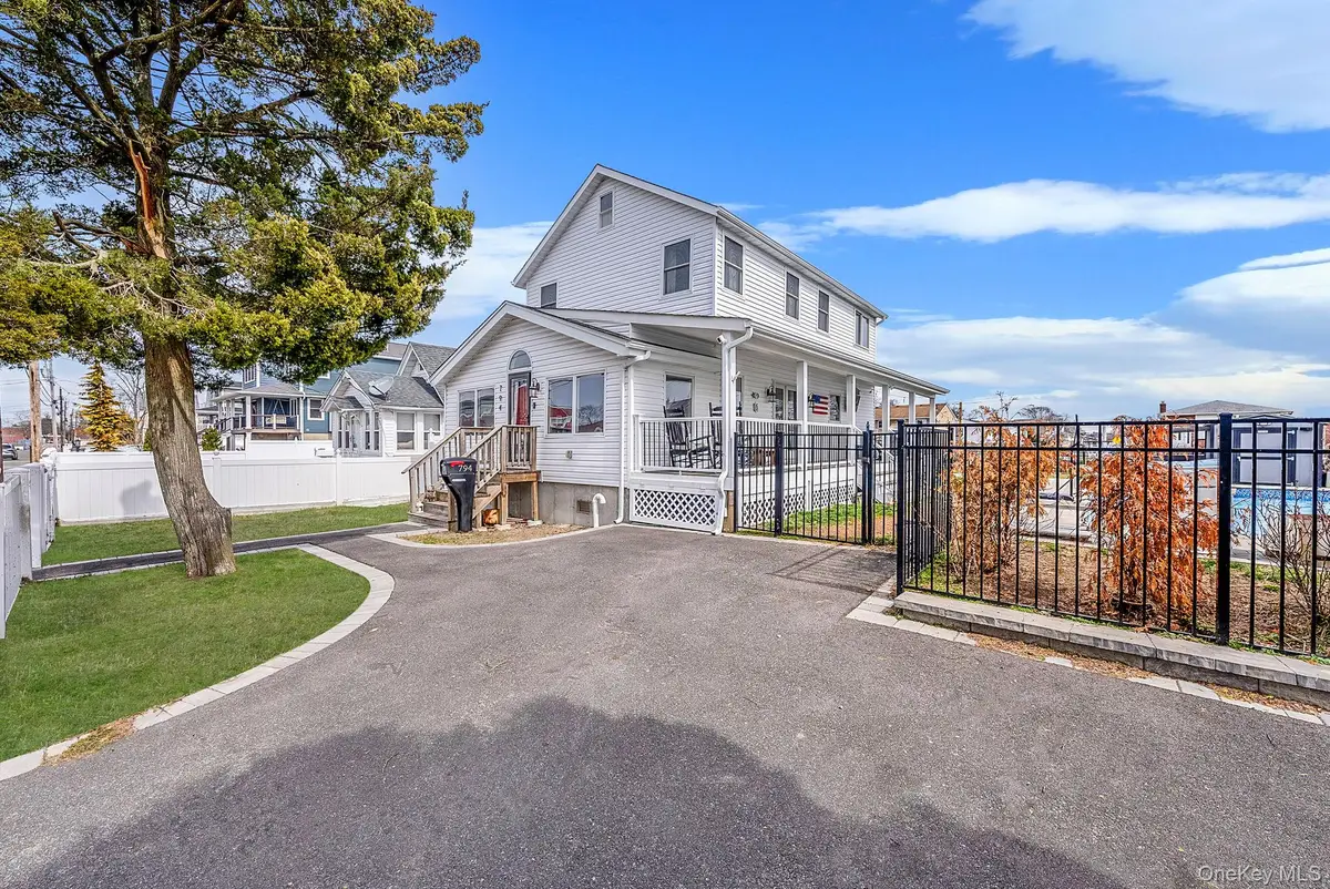 794 Pecan Street, Lindenhurst, NY 11757 - #1