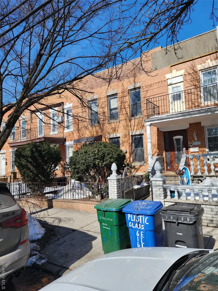 6161 Eliot Avenue, Middle Village, NY 11379 - #3