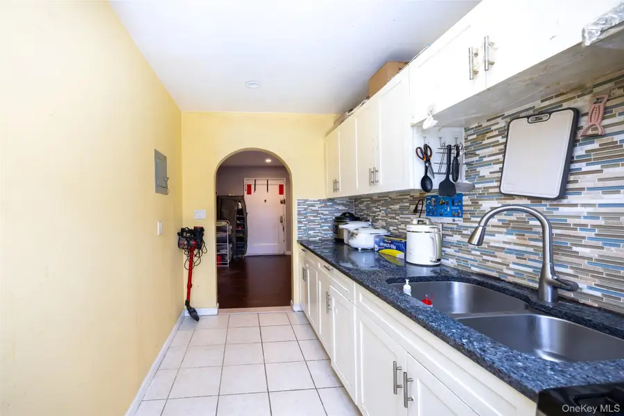 69-12 140th Street #2C, Flushing, NY 11367 - #3