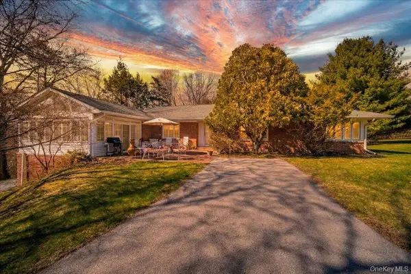 650 Netherwood Road, Hyde Park, NY 12538