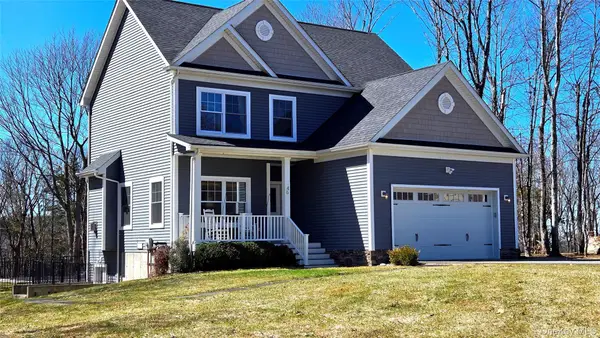 46 Long Hill Road, Hopewell Junction, NY 12533