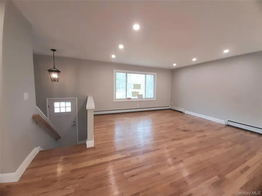 38 Pine Woods Road, Hyde Park, NY 12538 - #3