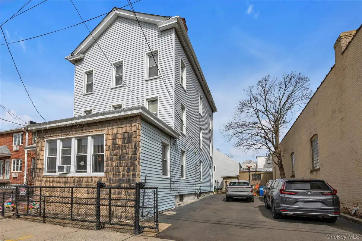 117-11 14th Road, College Point, NY 11356 - #1