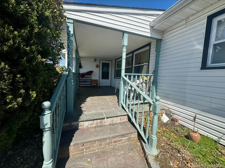 1327 Brooklyn Boulevard, Bay Shore, NY 11706 - #3