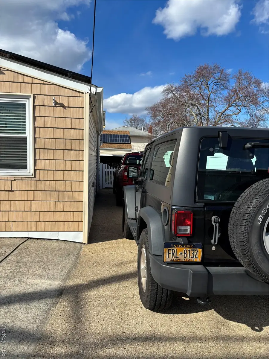 3615 Bayview Street, Seaford, NY 11783 - #2