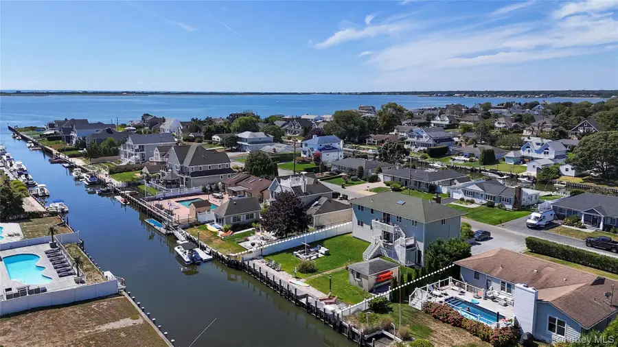 15 Marlin Road, East Quogue, NY 11942 - #2