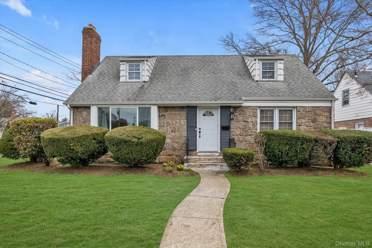 1449 Wales Avenue, Baldwin, NY 11510 - #1