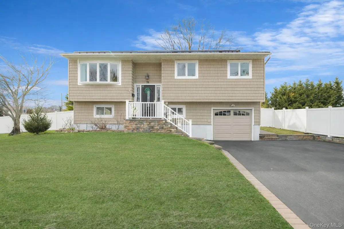 70 Boulevard Avenue, West Islip, NY 11795 - #1