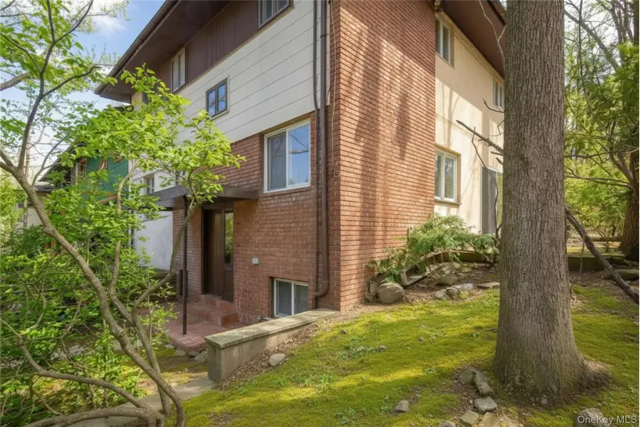 5410 Mosholu Avenue, Bronx, NY 10471 - #3