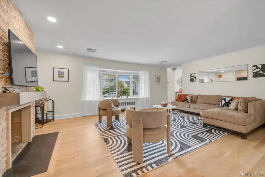 10 Thompson Drive, East Rockaway, NY 11518 - #3