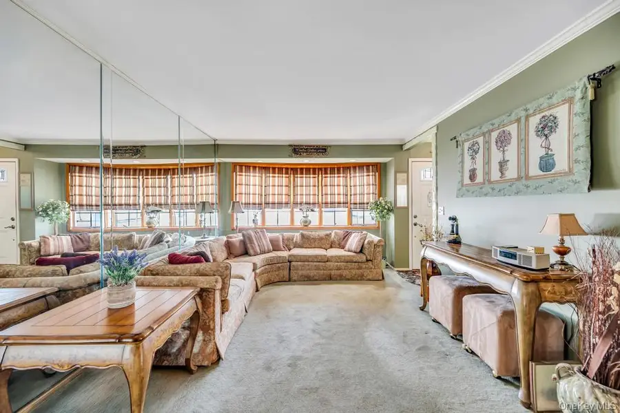 26 Terry Street, Hicksville, NY 11801 - #3