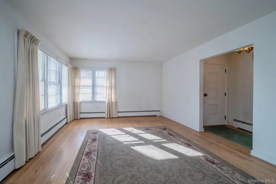 272 E Chester Street, Kingston, NY 12401 - #3