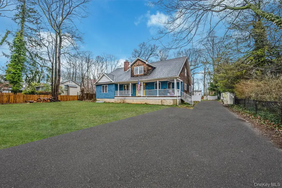 273 N Country Road, Miller Place, NY 11764 - #3